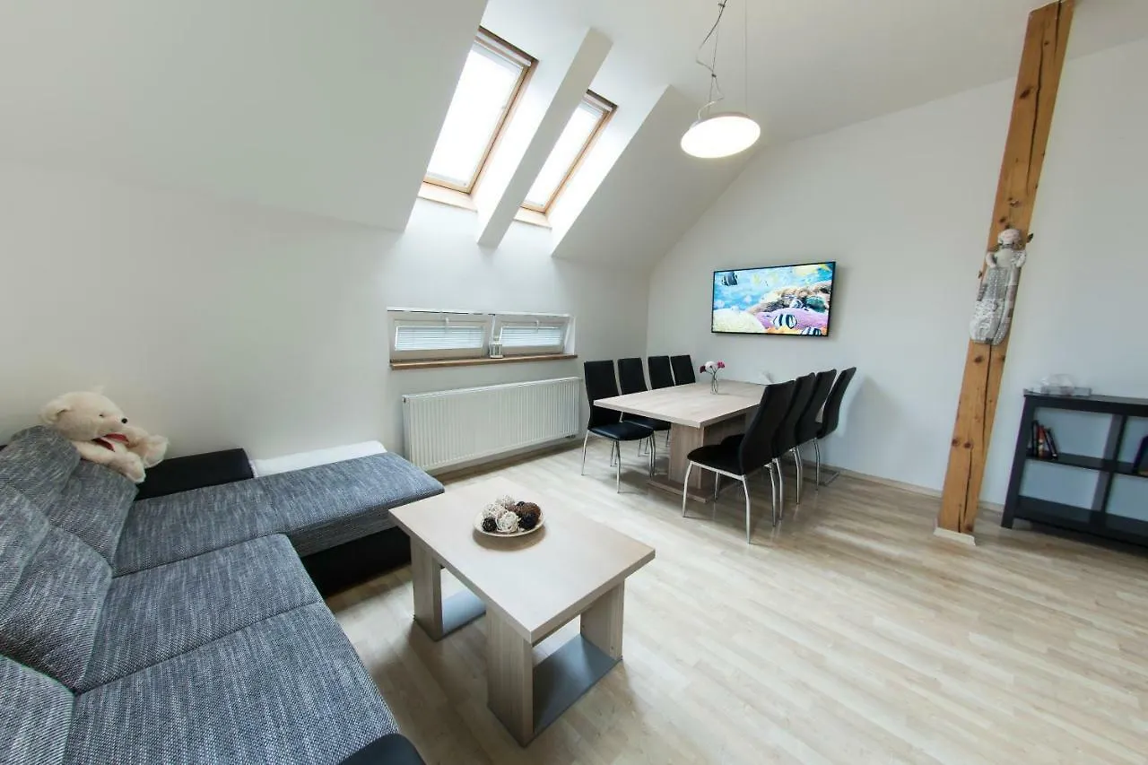 Apartment Lahovice, Praha